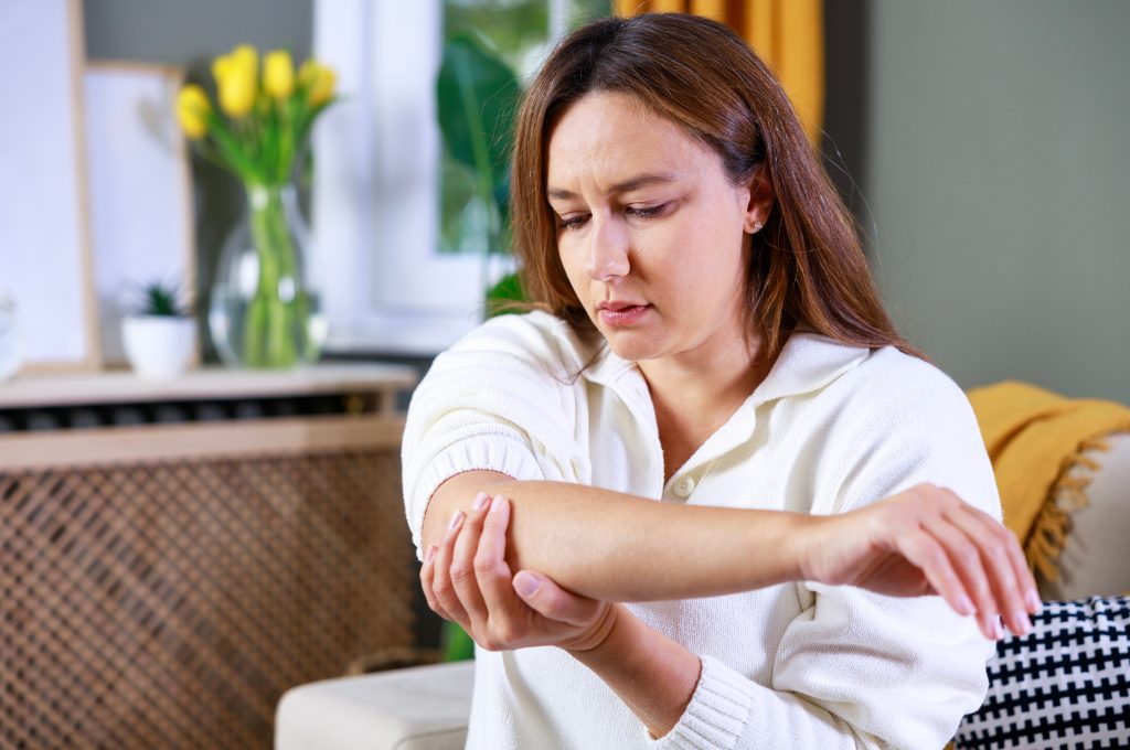 Why Do I Have a Burning Pain In My Elbow? AdobeStock 1258147982 why do i have a burning pain in my elbow? carolina strong